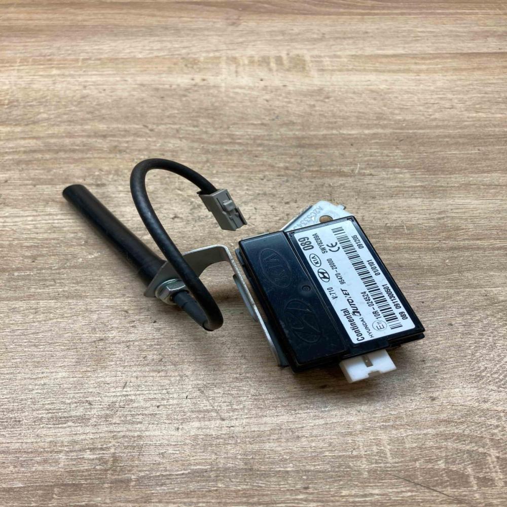 95470 2S000 5WY8289A  Antenna control unit Hyundai ix35