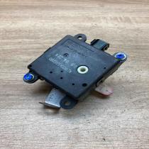 A24820A32 080422A  Air flap motor/actuator Nissan Qashqai