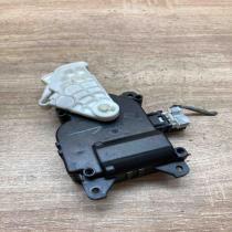 113800 2810   Air flap motor/actuator Toyota Avensis T270