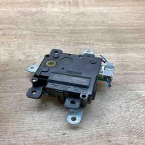 063800 0920 R712 712A Air flap motor/actuator Toyota Auris 150