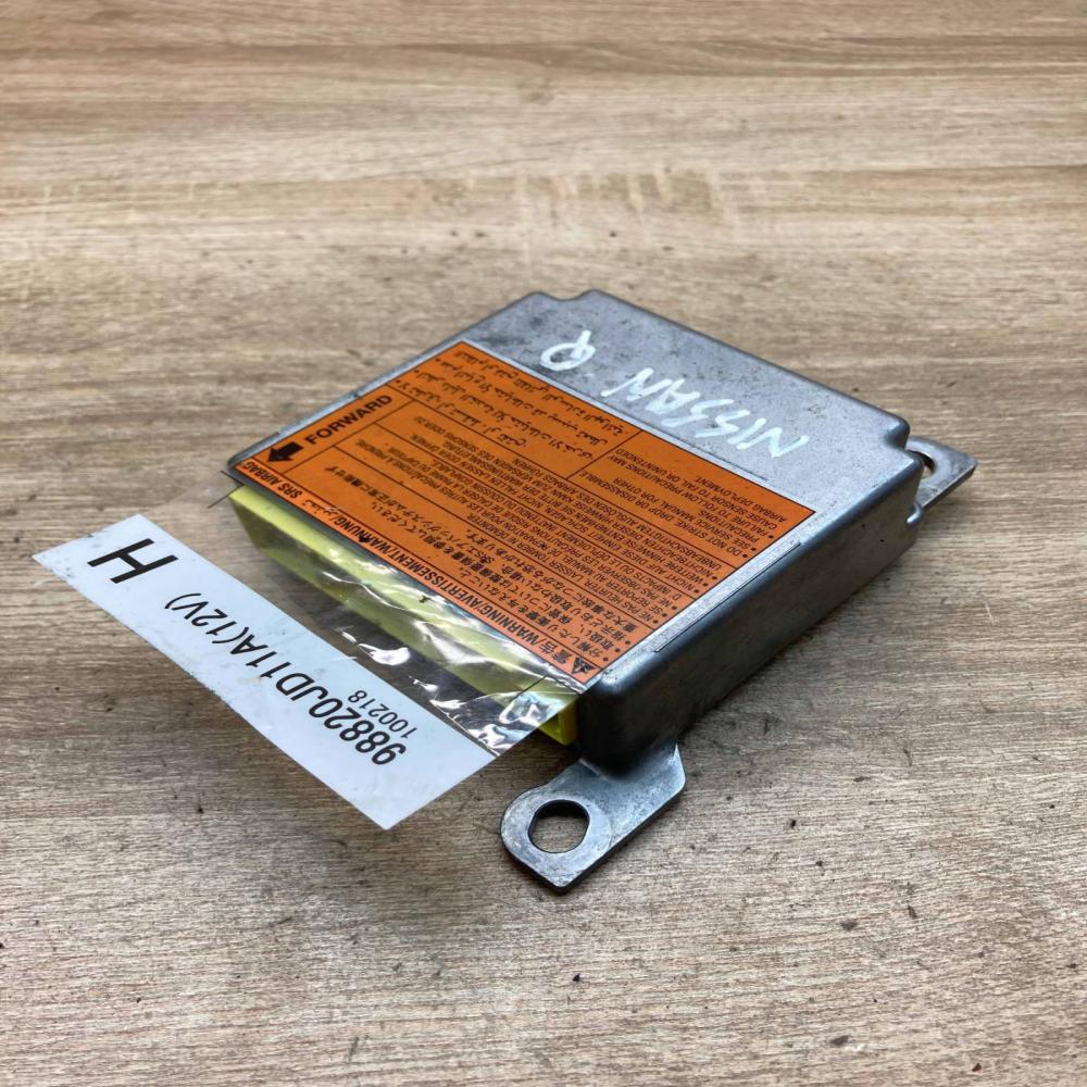 98820JD11A 100218  Airbag control unit/module Nissan Qashqai