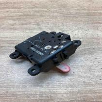 A24820A77   Air flap motor/actuator Nissan Qashqai