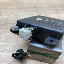 A24820A32   Air flap motor/actuator Nissan Qashqai
