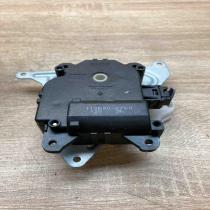 113800 2760   Air flap motor/actuator Toyota Avensis T250