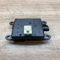3K010 30840 100107  Air flap motor/actuator Nissan X-Trail T30