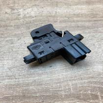 25411 JD000   Electric window control switch Nissan Qashqai
