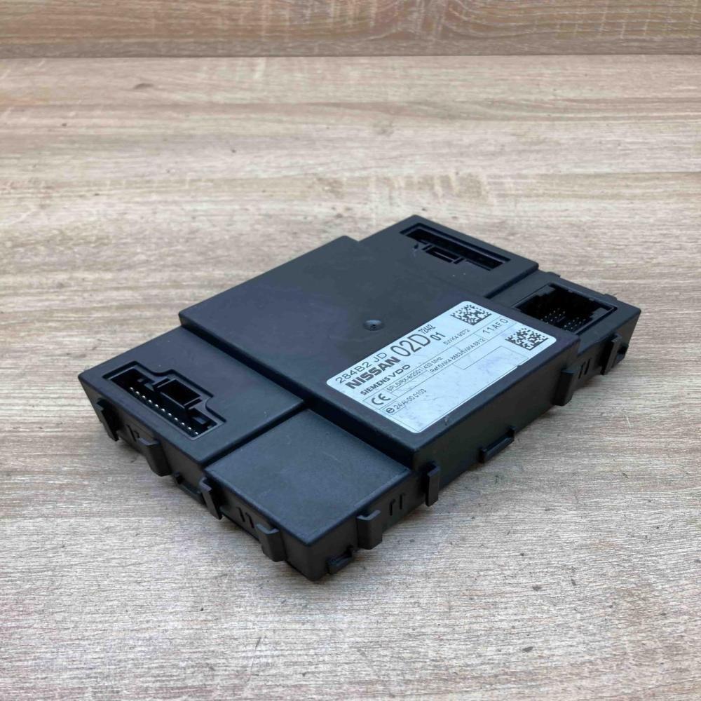 284B2 JD02D 5WK49372  Comfort/convenience module Nissan X-Trail T31
