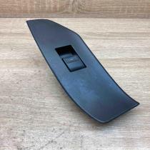 74231 0F040  Right Electric window control switch Toyota Verso