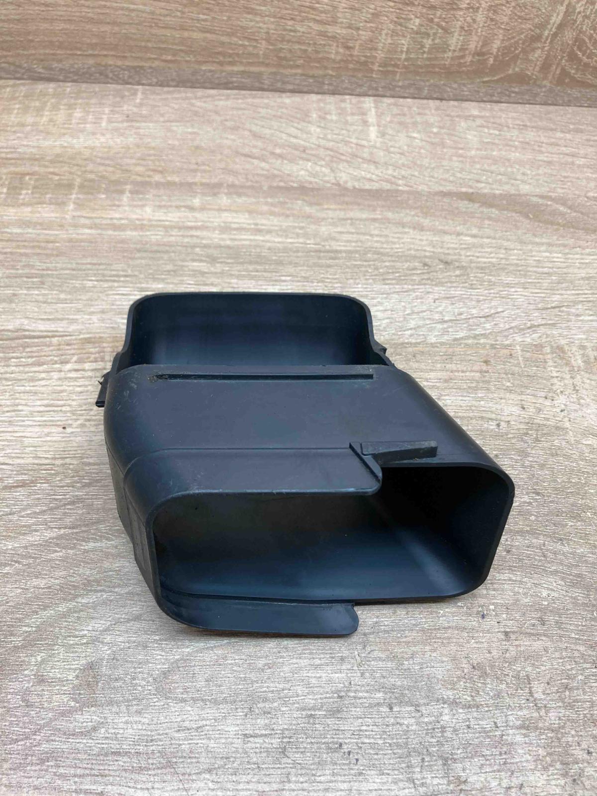 7597585 107378 10  Air intake duct part BMW 3 F30 F35 F31