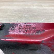 5K6821136   Fender mounting bracket Volkswagen Golf VI