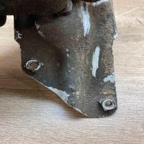 5M0821135   Fender mounting bracket Volkswagen Golf Plus
