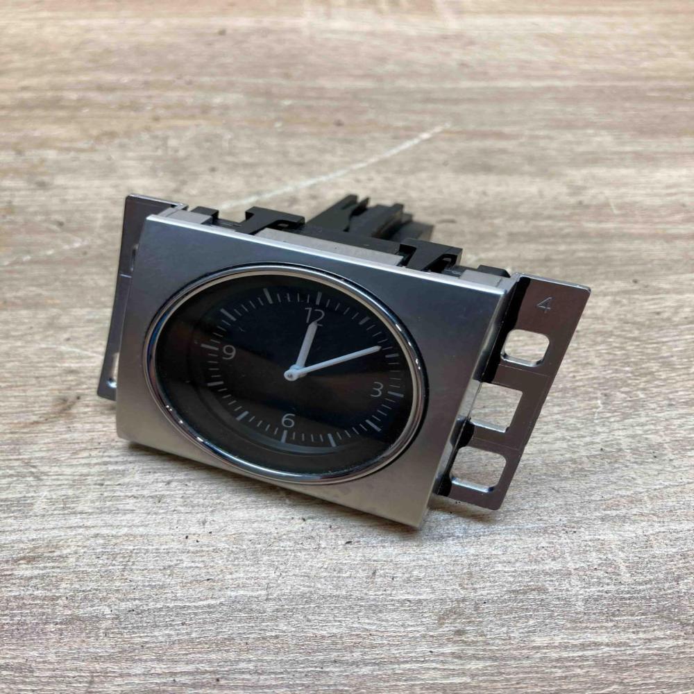 3AA919204A 1948189  Clock Volkswagen PASSAT CC