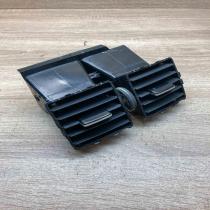 A1666800554   Dash center air vent grill Mercedes-Benz ML W166