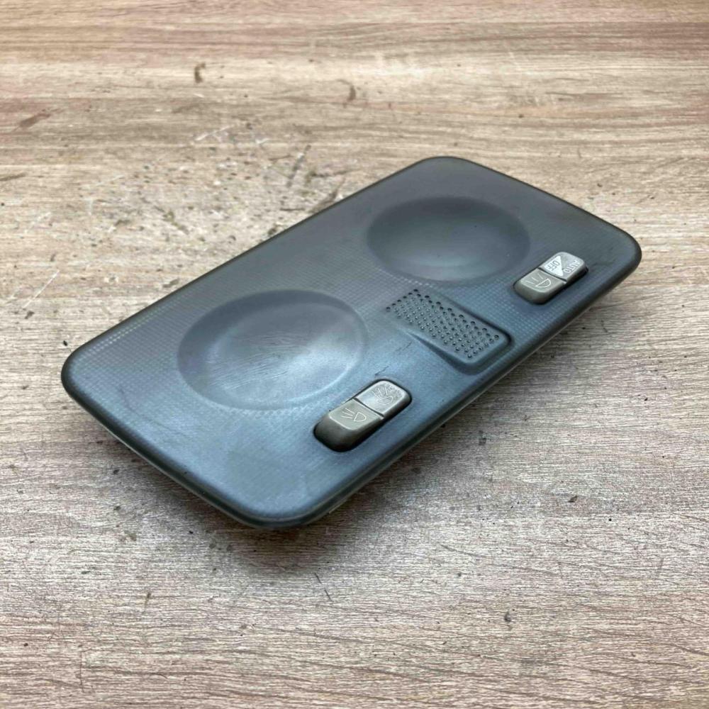 0884200 15204  Front seat light Citroen Jumper