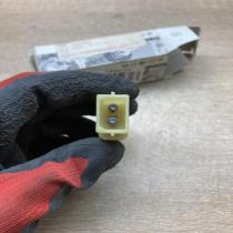 443945515   Brake pedal sensor switch Audi A4 S4 B5 8D