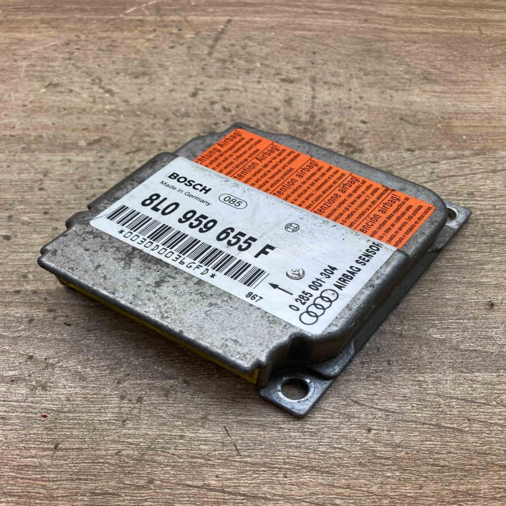 8L0959655F 0285001304  Airbag control unit/module Audi A3 S3 8L
