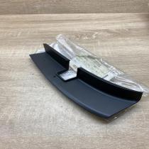 5JJ945312   Rear light trim Skoda Rapid (NH)