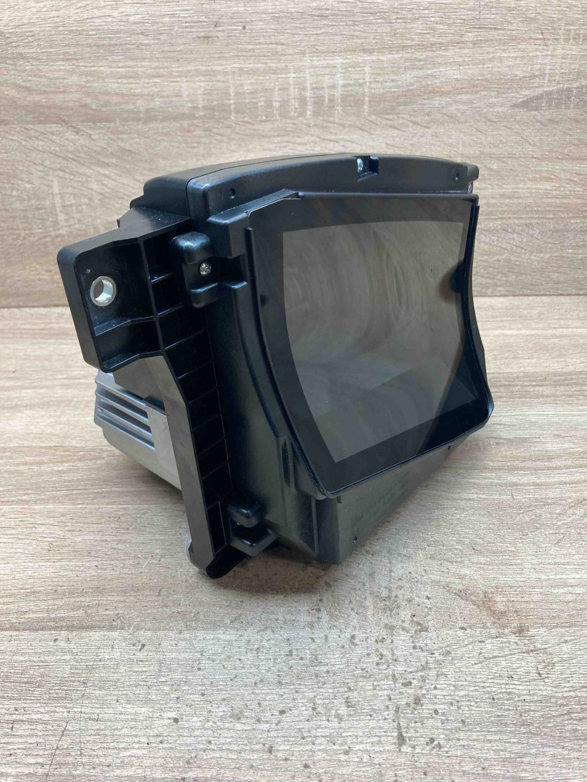 9384374   Head up display screen BMW X5 F15