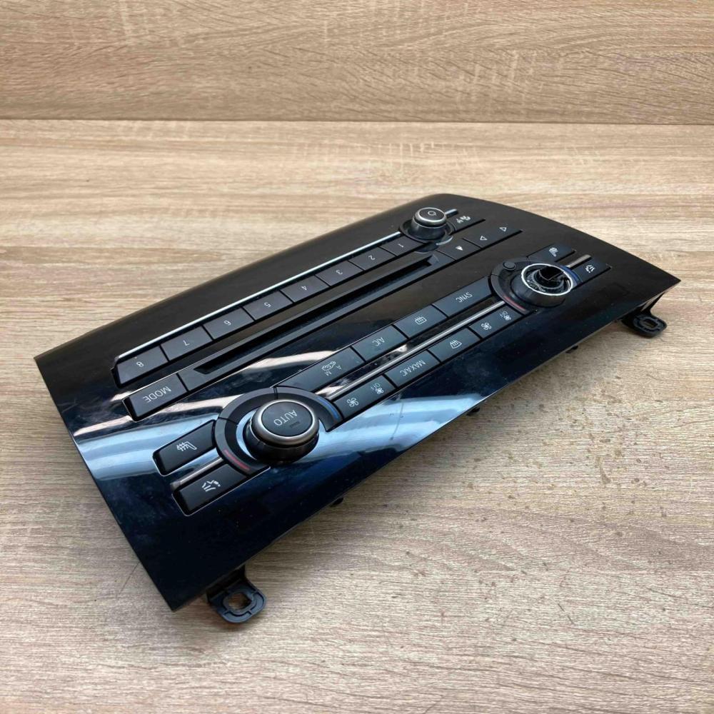 6831942   Climate control unit BMW X6 F16