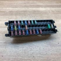 1005171323   Fuse module Renault Laguna I