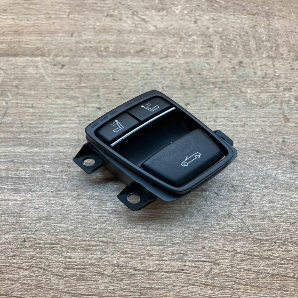 6823045 32133502 02  Sunroof switch BMW 3 F30 F35 F31