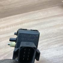 0130821774 0302000256  Front door window regulator motor Audi A6 S6 C5 4B