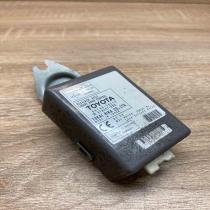 89740 30210 61B351 000  Door control unit/module Lexus GS 300 350 430 450H