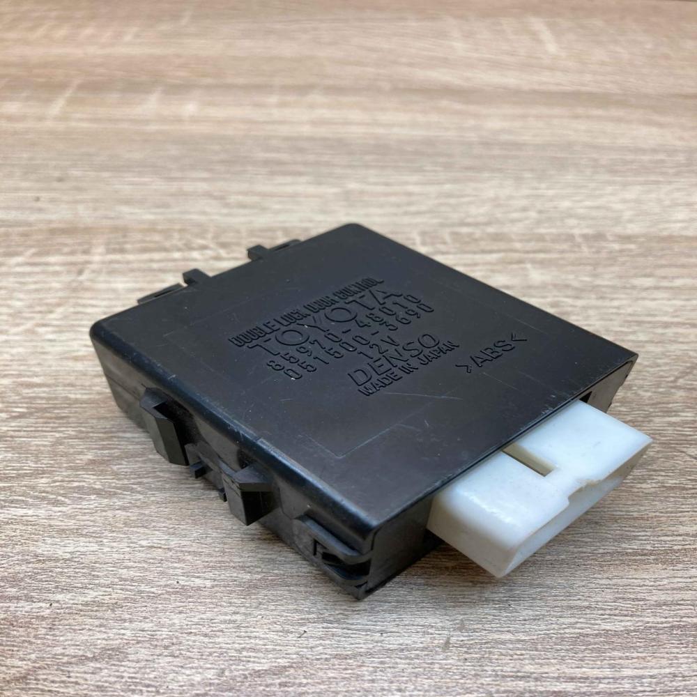 85970 48010 051500 3690  Door control unit/module Lexus RX 300