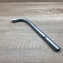 4D0012219A   Wheel nut wrench Audi A8 S8 D2 4D
