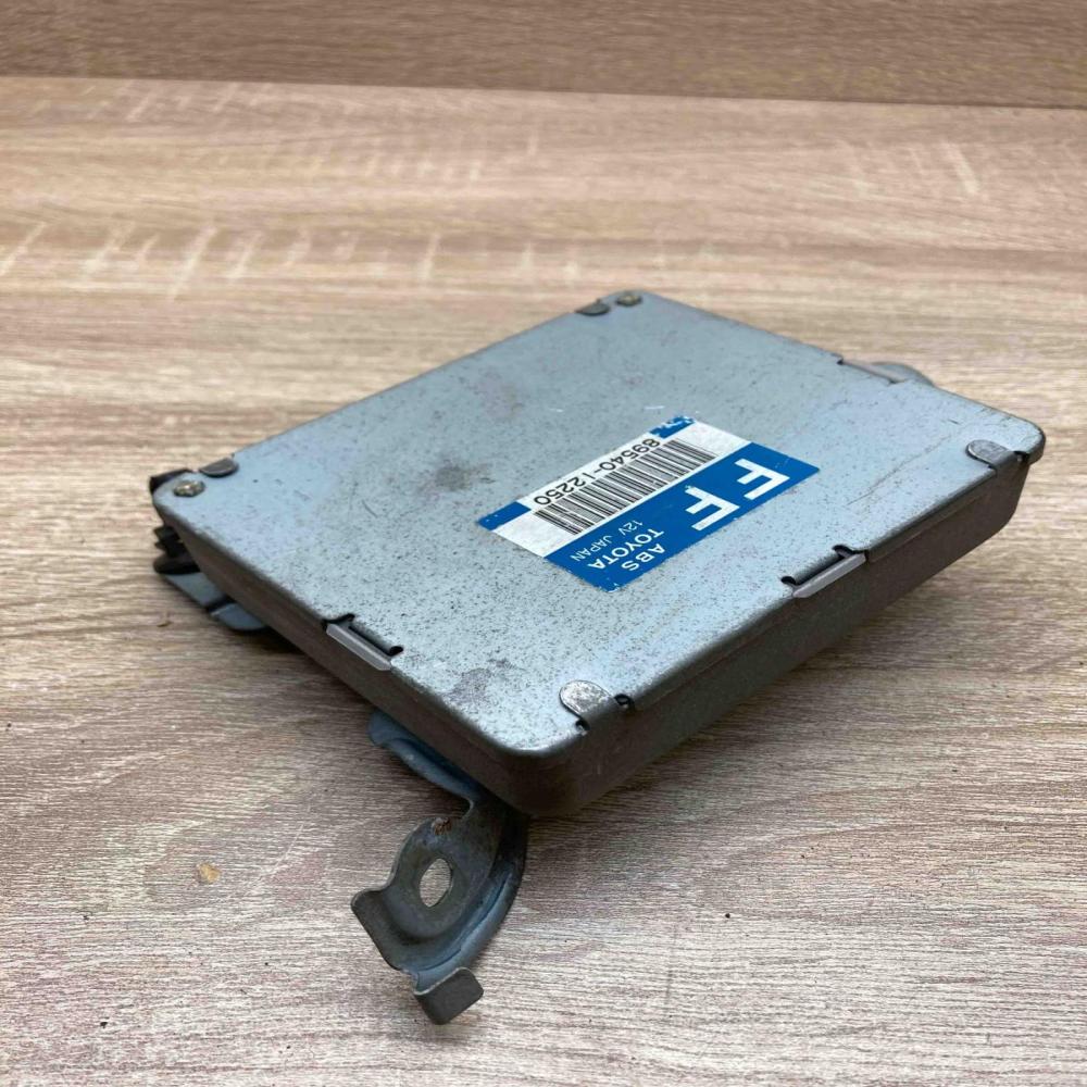 89540 12250  FF ABS control unit/module Lexus IS 200-300