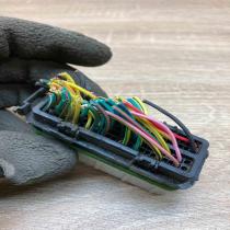 1924773   Plug wire Dodge Challenger