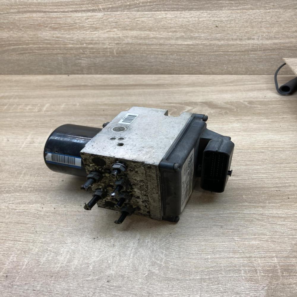 3C0614109AF 16705712N  ABS Pump Volkswagen PASSAT B6