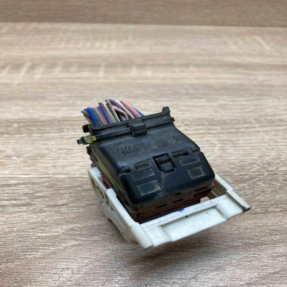 989951101 MCD  Plug wire Peugeot RCZ