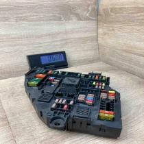 9234423 9234423 01  Fuse module BMW 7 F01 F02 F03 F04
