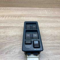 182 9J10   Electric window control switch Lexus RX 300