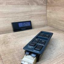 182 9J10   Electric window control switch Lexus RX 300