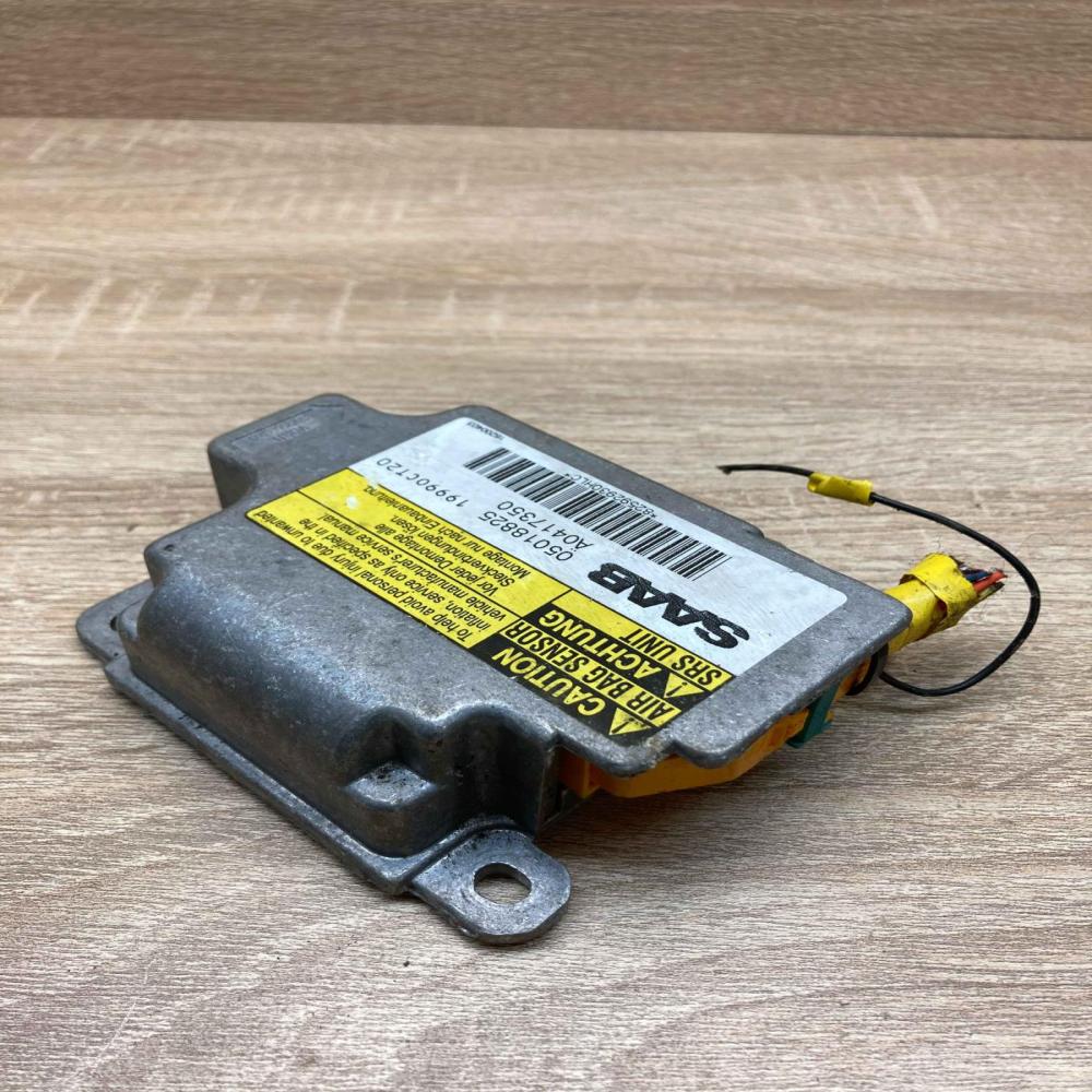 05018825 A0417350 Used With Plug Airbag control unit/module Saab 9-5