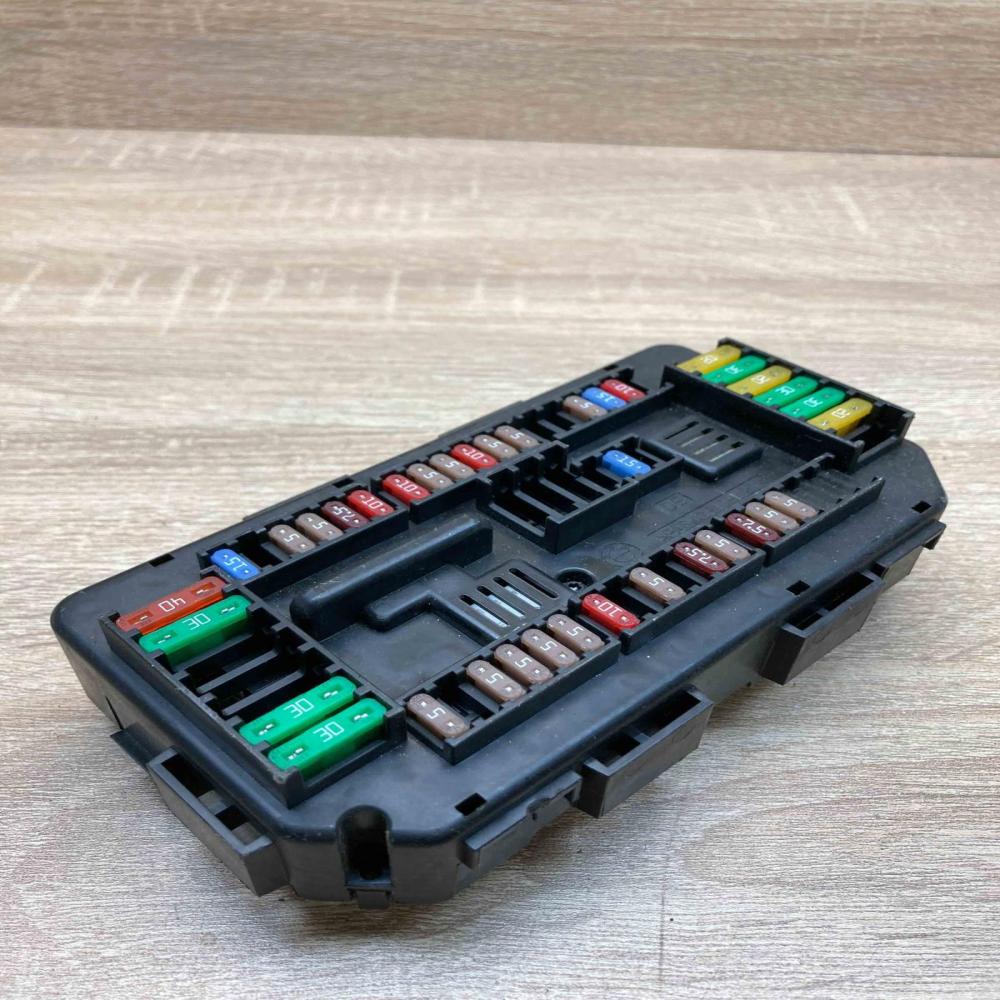 9389068   Fuse module BMW 4 F36 Gran coupe