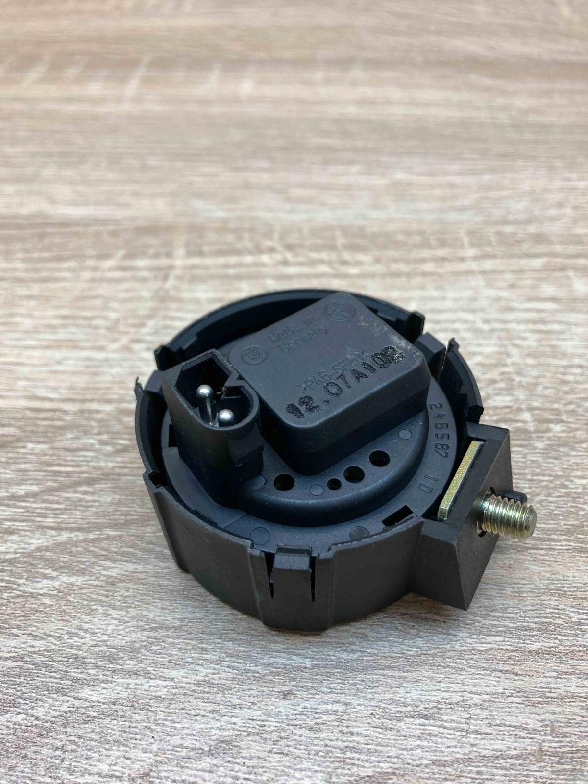 6903102  PDC Warning Parking PDC sensor speaker BMW X5 E53