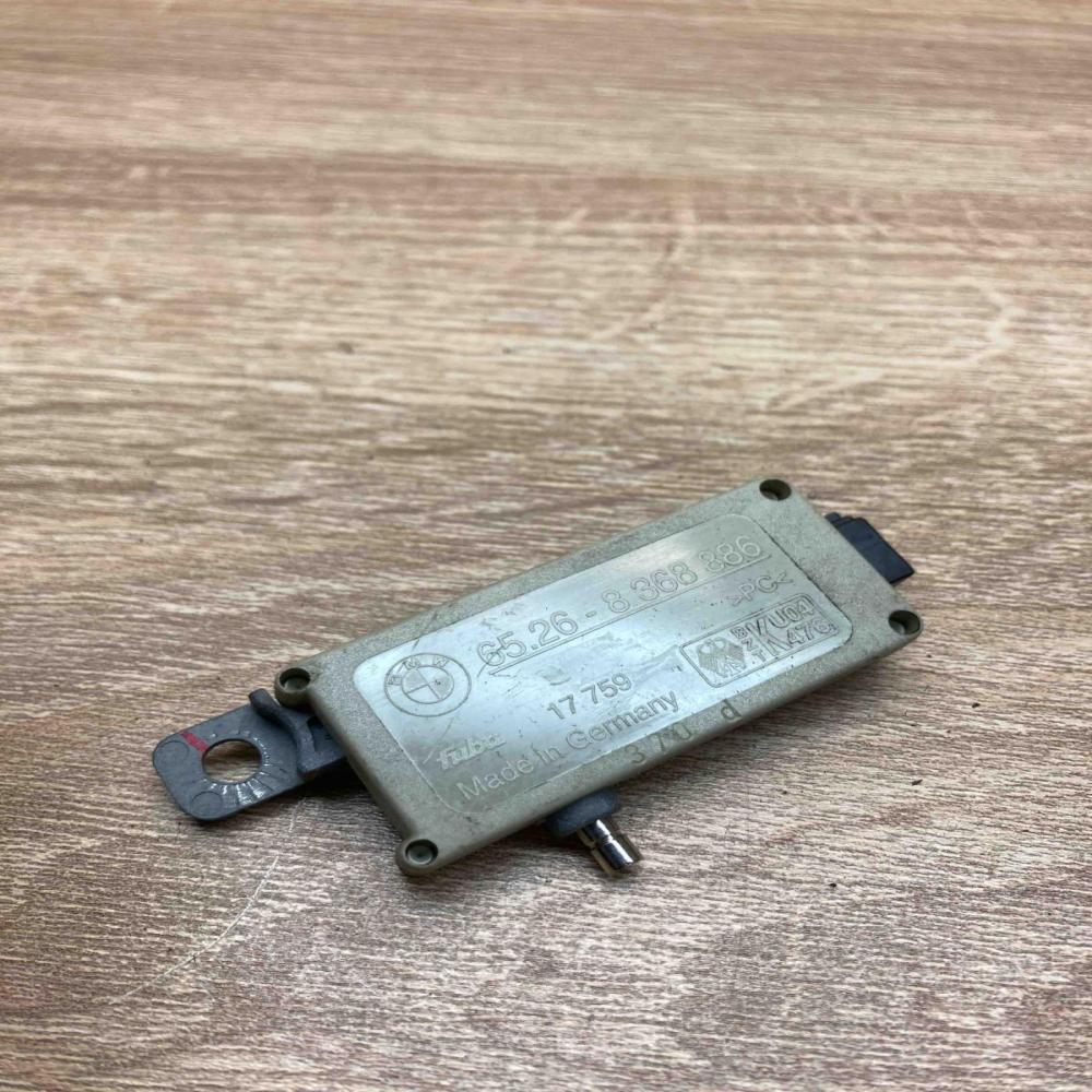 8368886 Used  Aerial antenna amplifier BMW 5 E39
