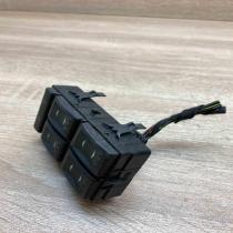 1S7T 14A132 BE 03163452  Electric window control switch Ford Mondeo Mk III