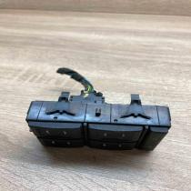 1S7T 14A132 BE 03163452  Electric window control switch Ford Mondeo Mk III