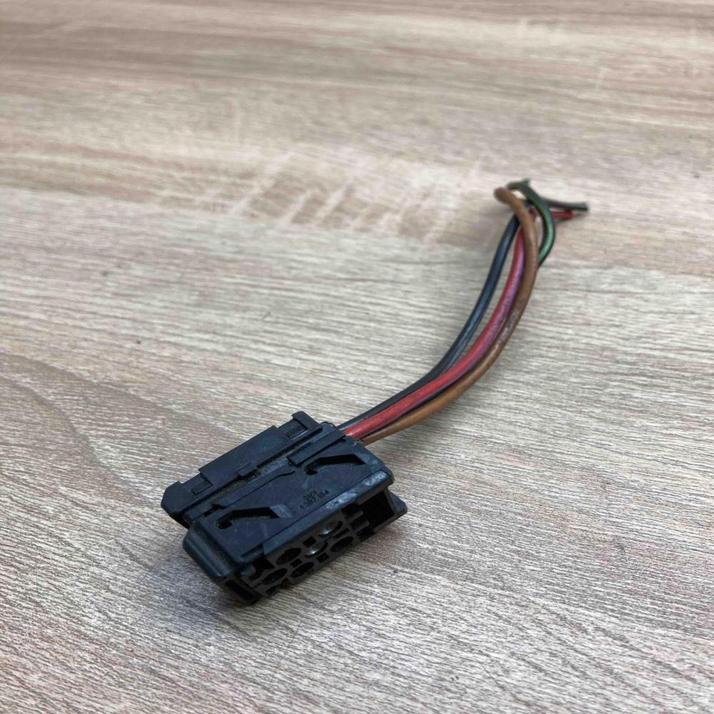 1387194 1 963247 2  Plug wire BMW 7 E65 E66