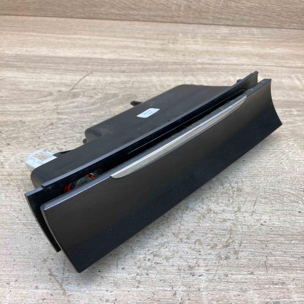 3C0863284A 3C0857961A Black Car ashtray Volkswagen PASSAT B6