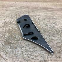166723 00   Under headlight/headlamp trim Ford Kuga I