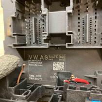 3AA937087B 5WK50275  Comfort/convenience module Volkswagen PASSAT B7