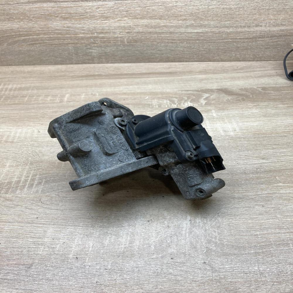 03G129637A BLS  EGR valve Volkswagen PASSAT B6