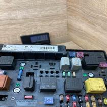 13191126 5DK008668 07  Fuse module Opel Astra H