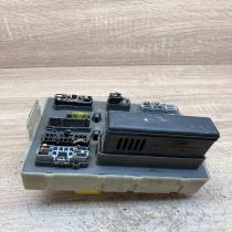 98AG14A073CH 518761002  Fuse module Ford Focus