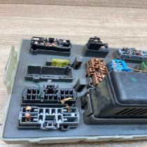 98AG14A073CH 518761002  Fuse module Ford Focus
